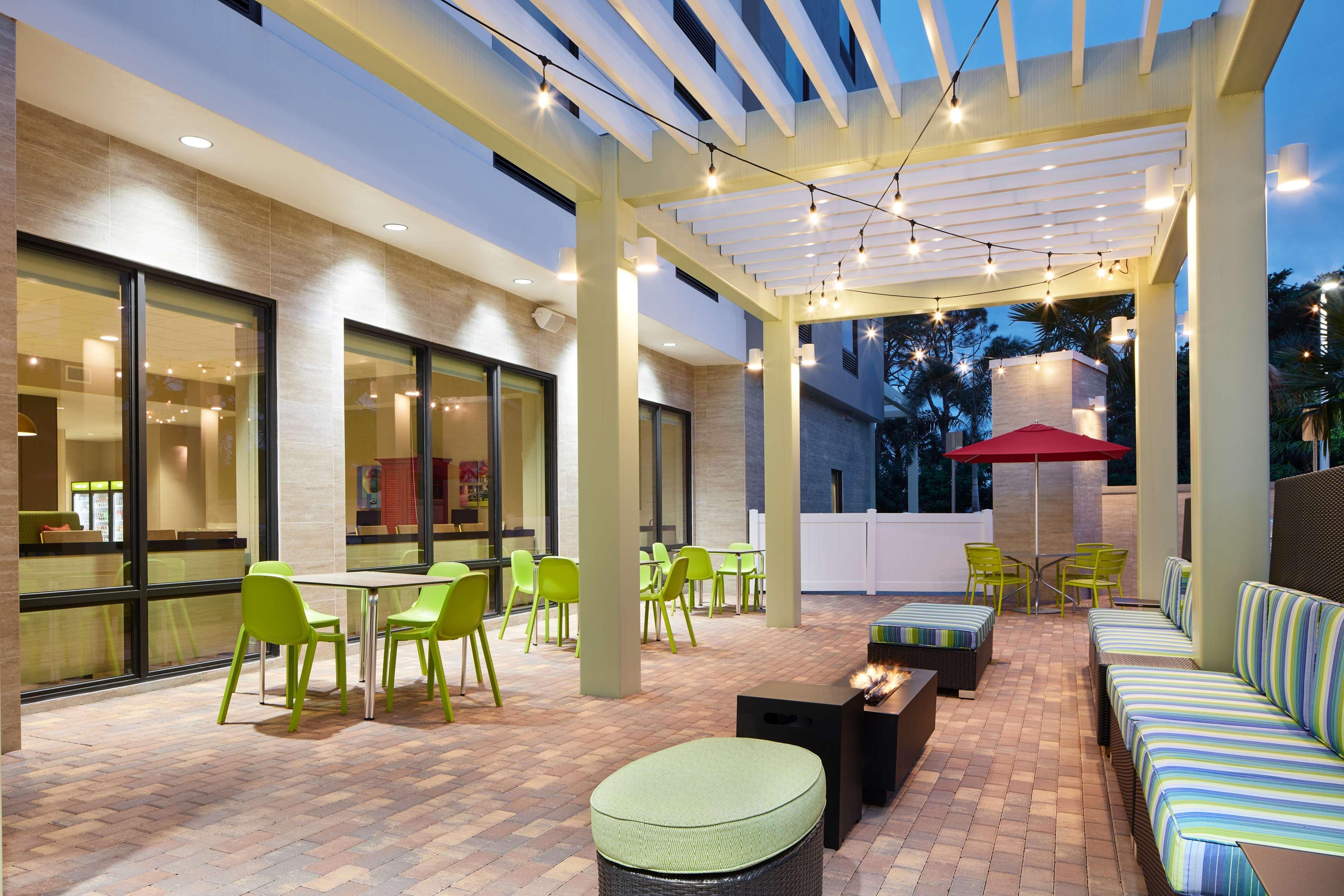 Home2 Suites By Hilton Stuart Exterior photo