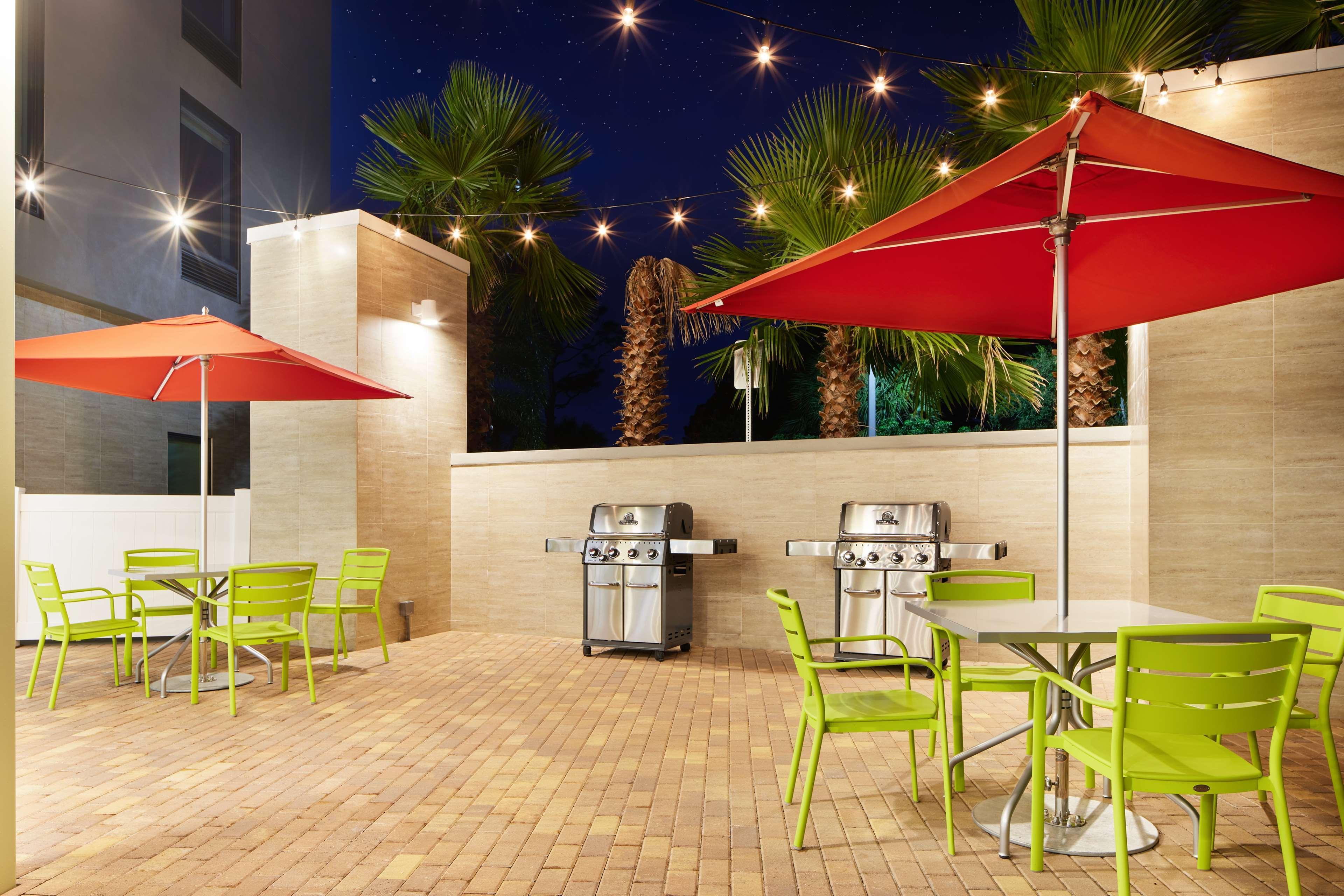 Home2 Suites By Hilton Stuart Exterior photo